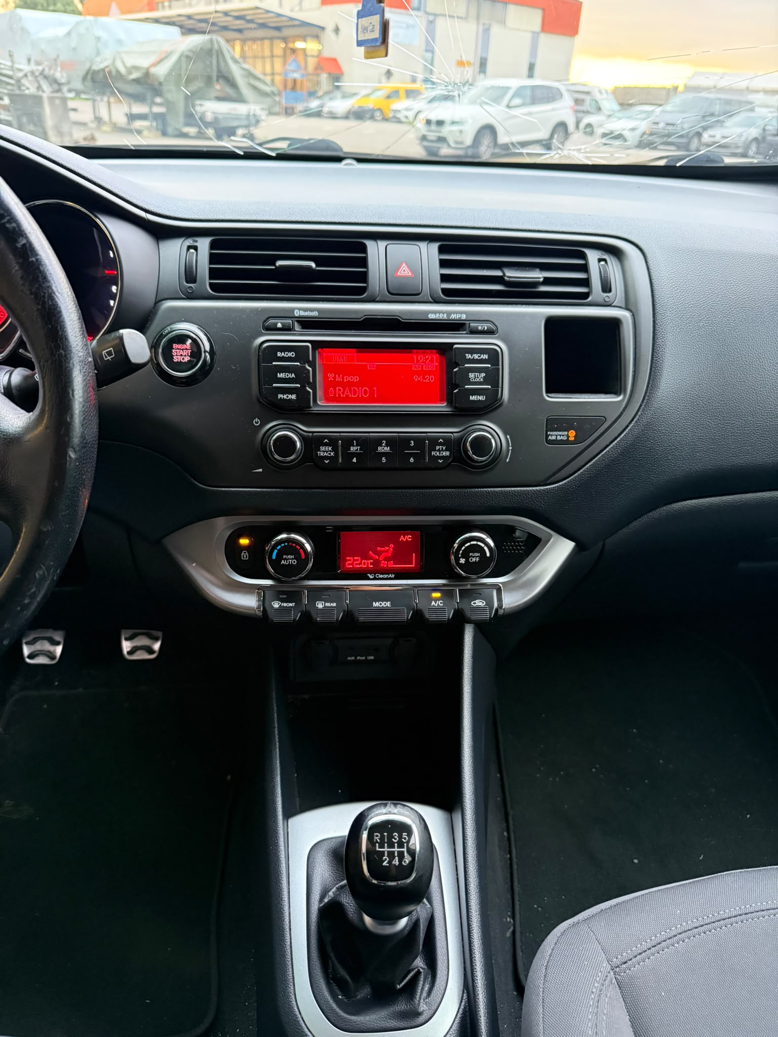 KIA Rio 1.4-image-10