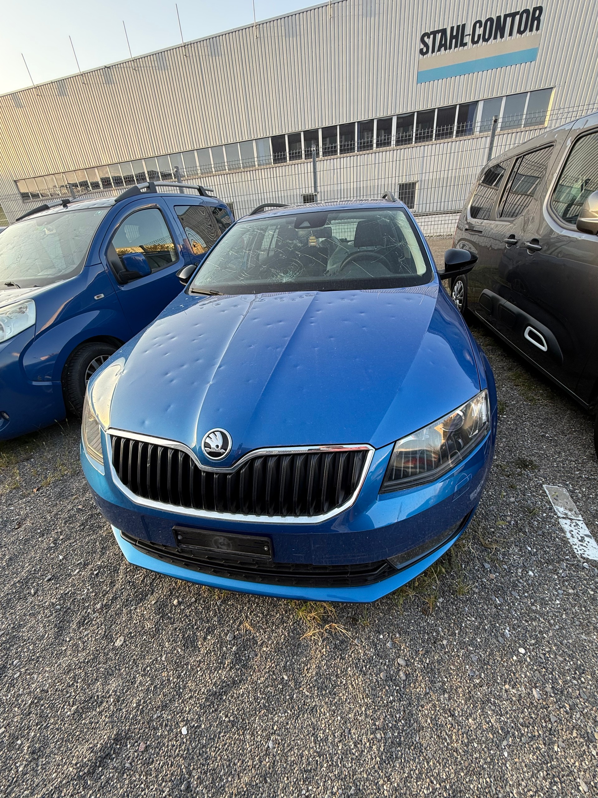 SKODA Octavia Combi 1.8 TSI Fresh DSG-image-1