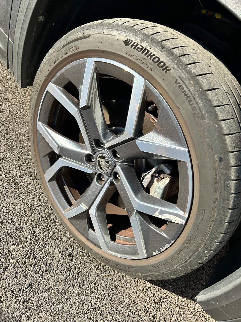 SKODA 1.5 TSI Selection 2WD-image-8