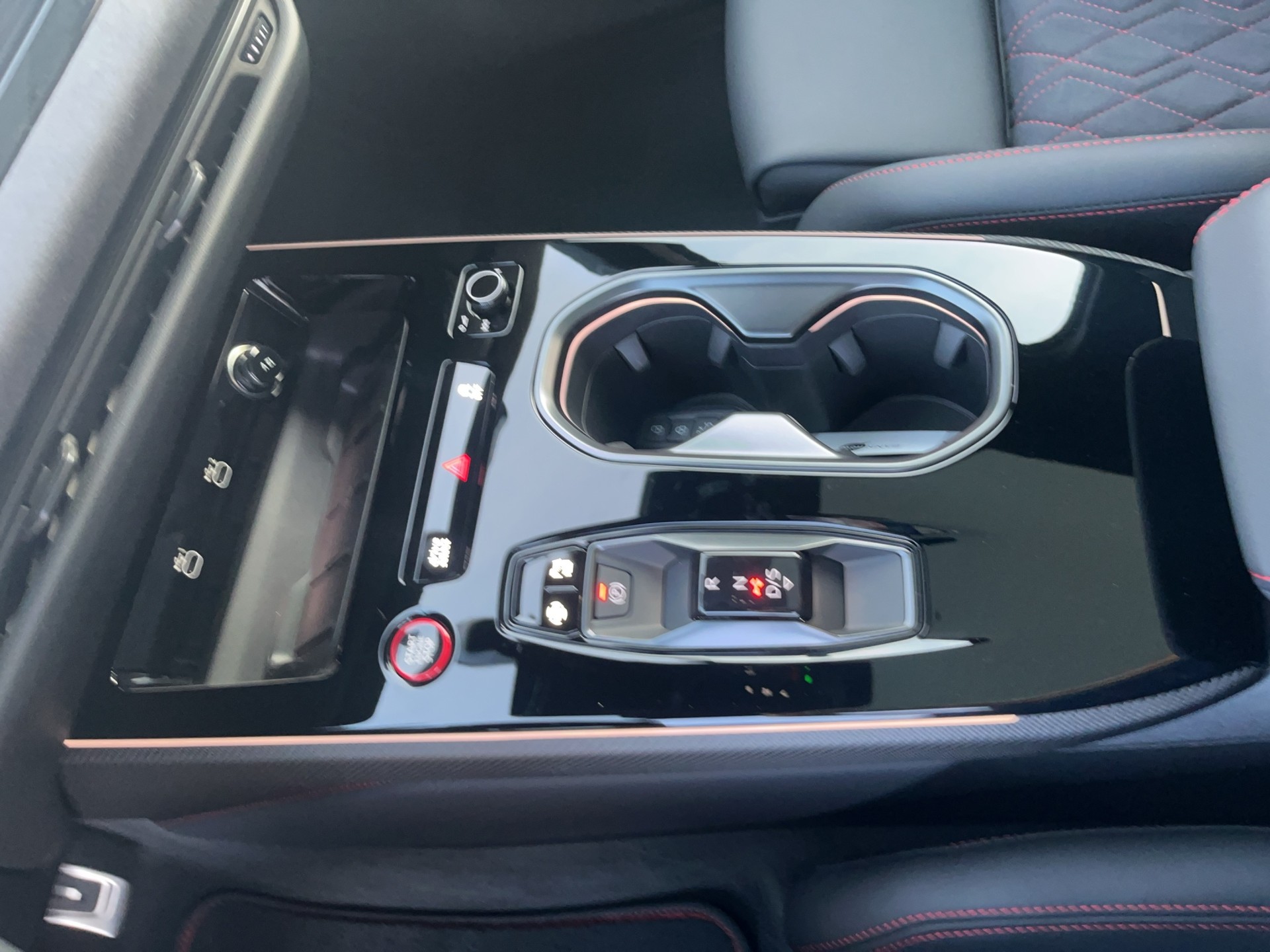 AUDI A6 Limousine TFSI quattro 270 kW S tronic, *Luftfederung, Allradlenkung, Panodach, 360°Kameras, 5 Jahre Garantie*-image-24