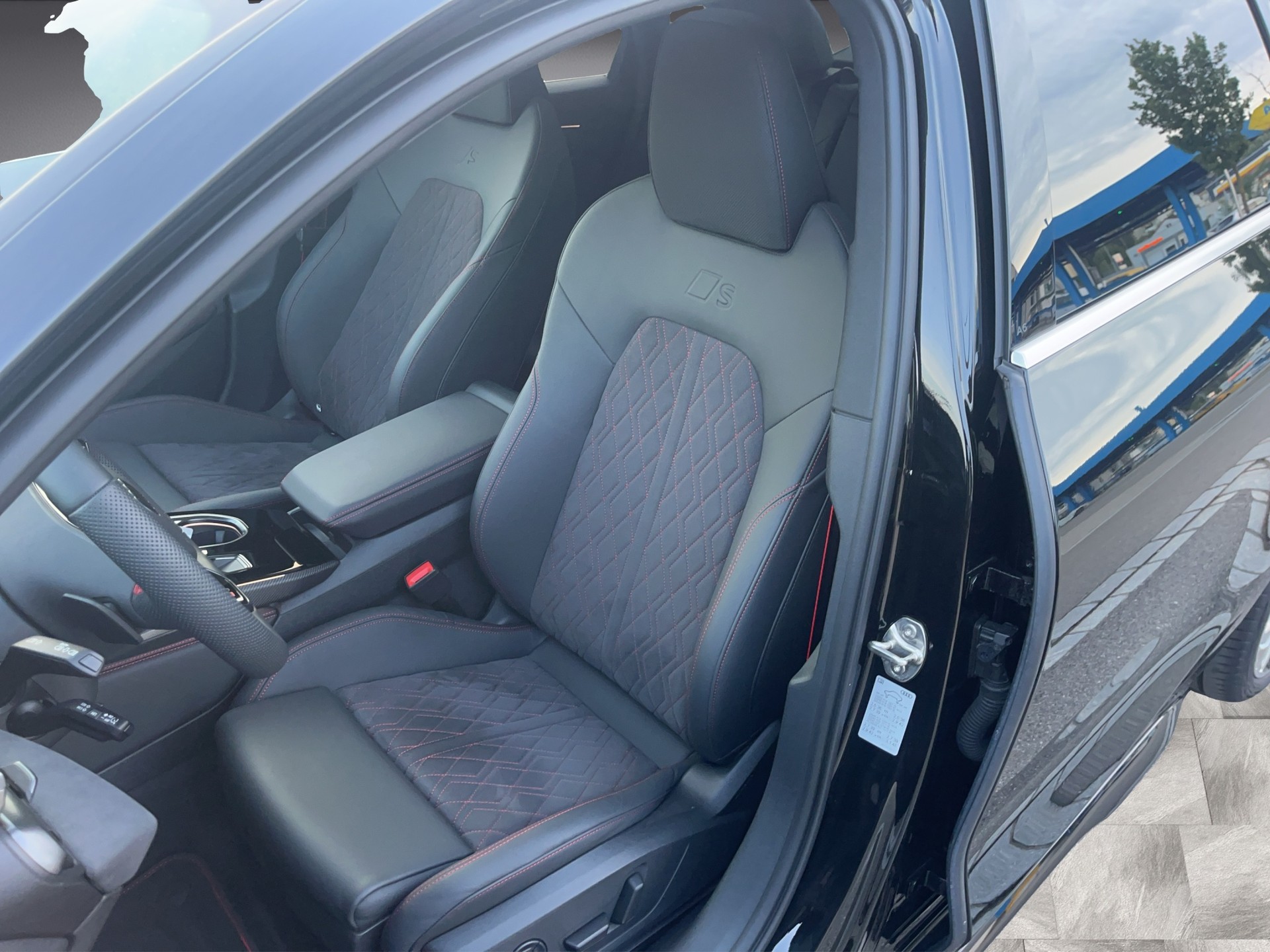 AUDI A6 Limousine TFSI quattro 270 kW S tronic, *Luftfederung, Allradlenkung, Panodach, 360°Kameras, 5 Jahre Garantie*-image-9