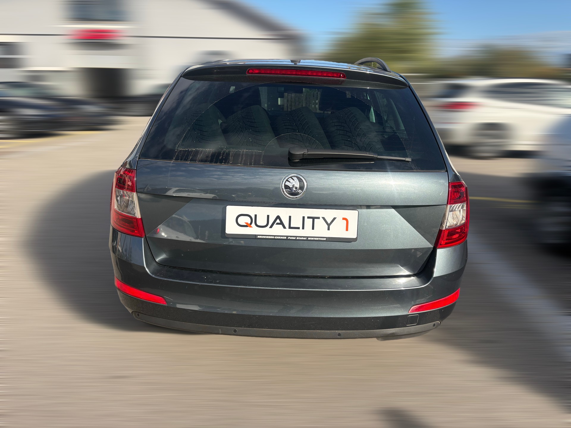 SKODA Octavia Combi 1.8 TSI Elegance-image-2