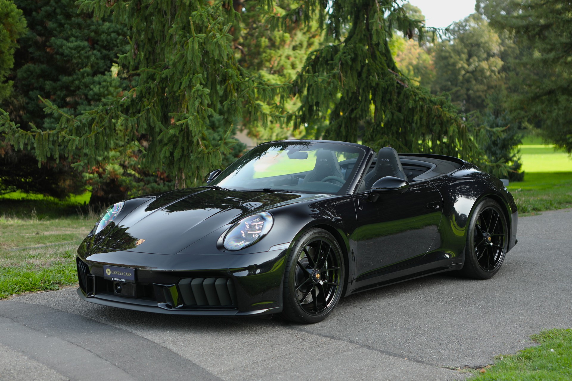 PORSCHE 911 Carrera 4 Cabriolet GTS PDK-image-0