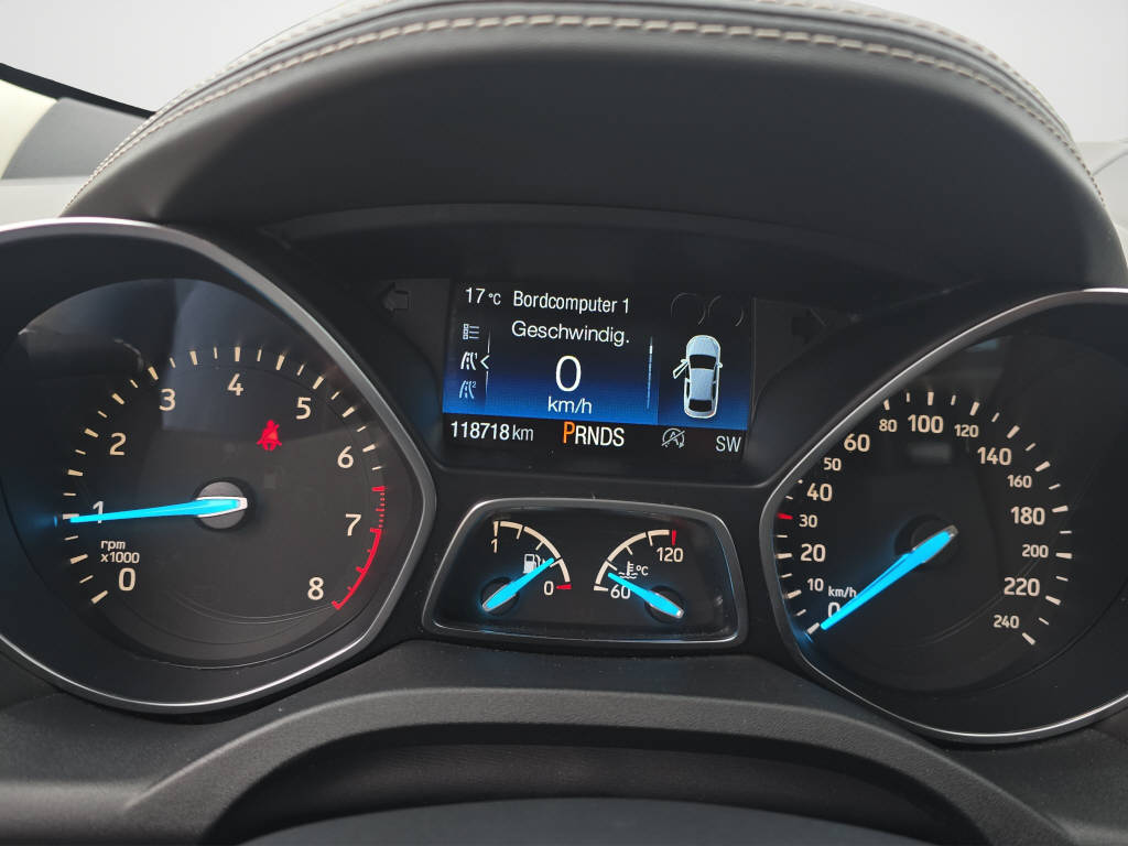 FORD Kuga 2.0 EcoB 240 Vignale-image-10