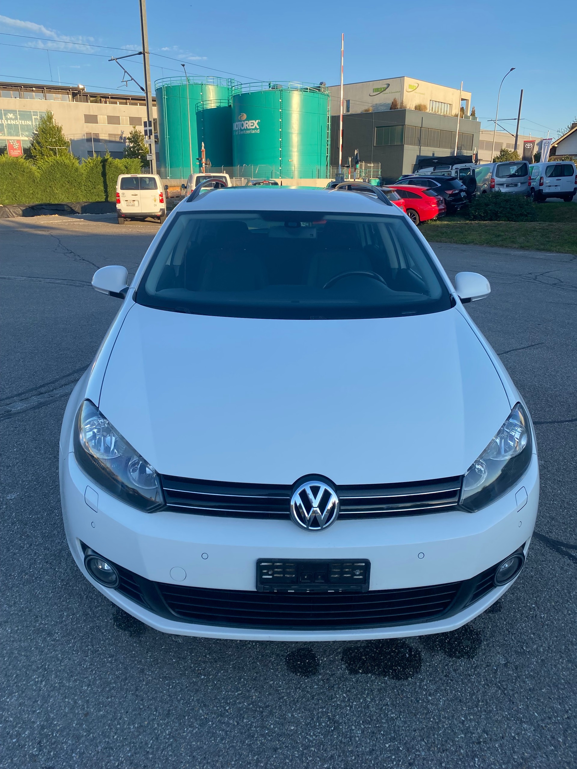 VW Golf Variant 1.6 TDI Comfortline 4Motion-image-0