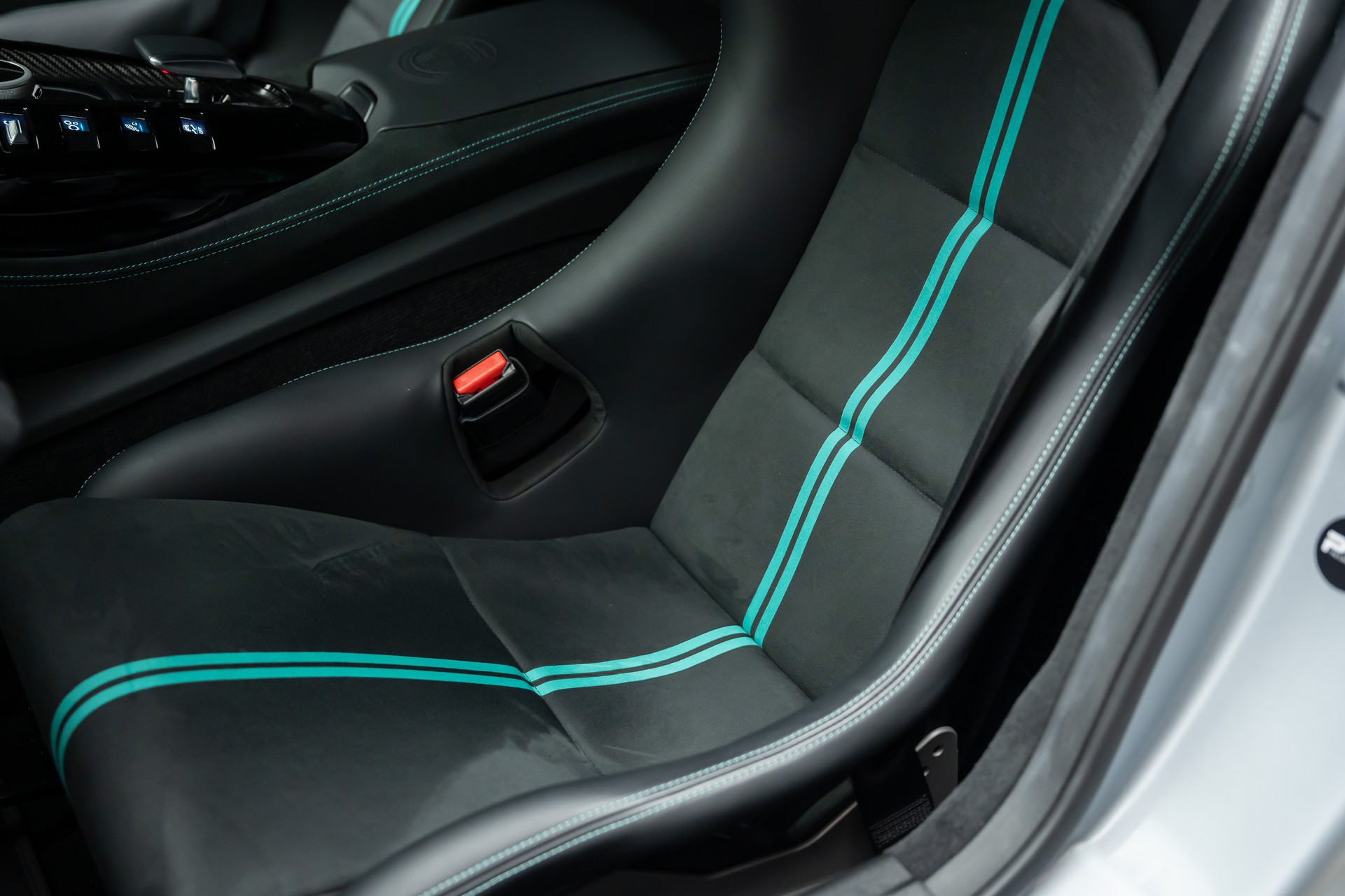MERCEDES-BENZ BLACK SERIES P-ONE-image-23