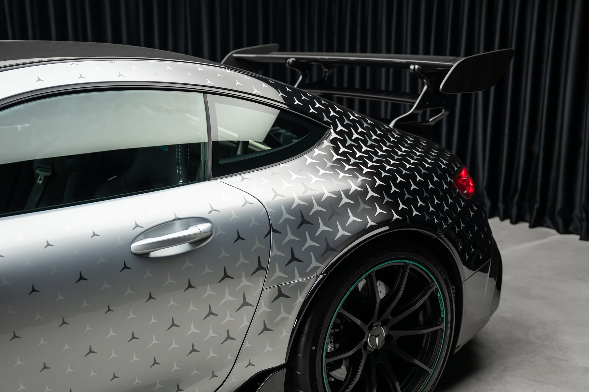MERCEDES-BENZ BLACK SERIES P-ONE-image-9