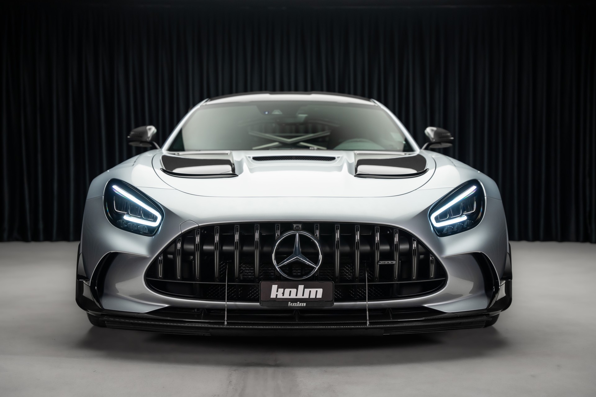 MERCEDES-BENZ BLACK SERIES P-ONE-image-1