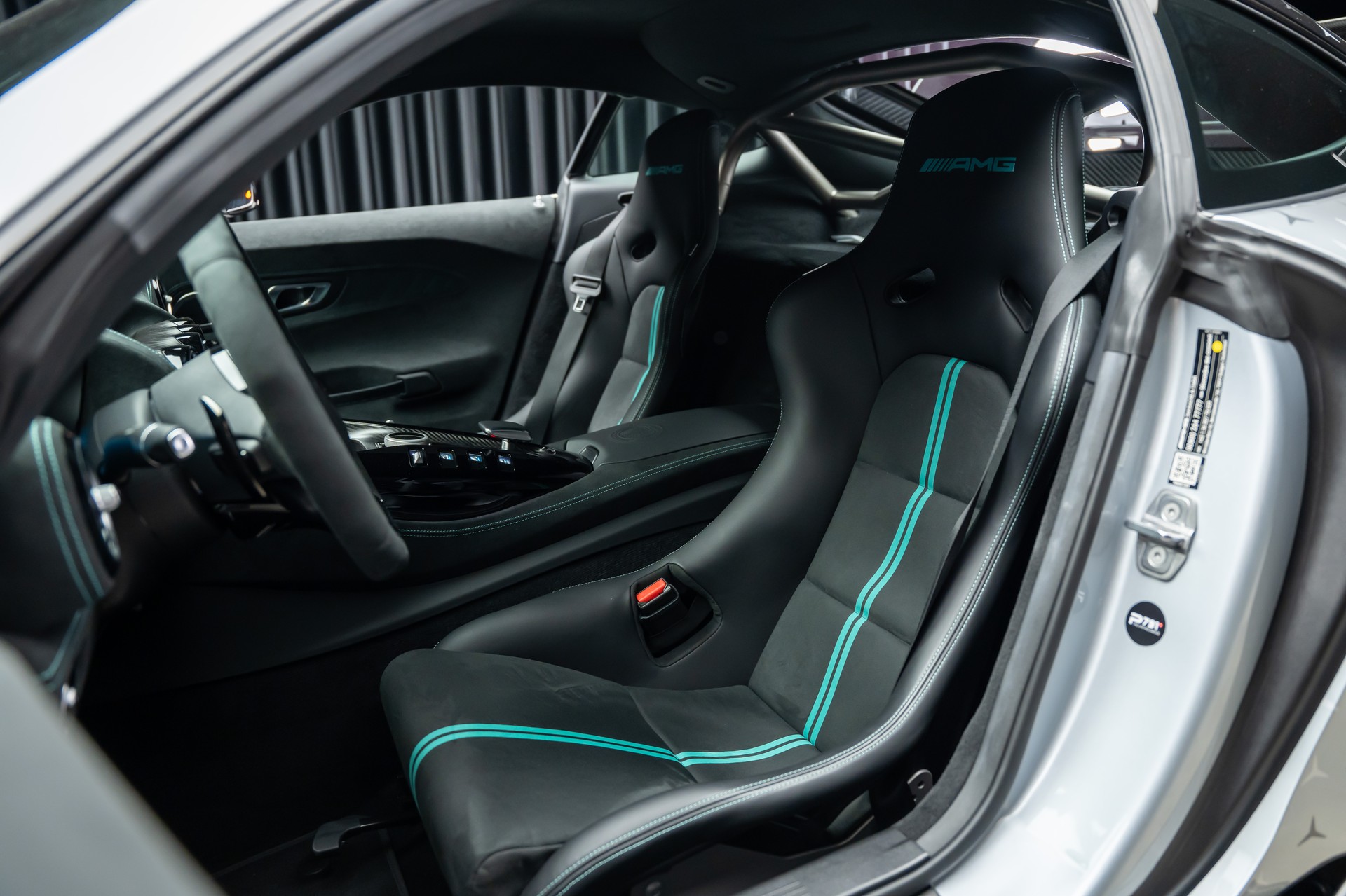 MERCEDES-BENZ BLACK SERIES P-ONE-image-22