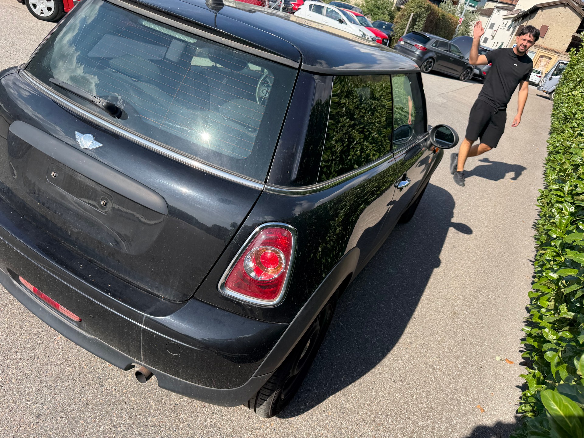 MINI One-image-3