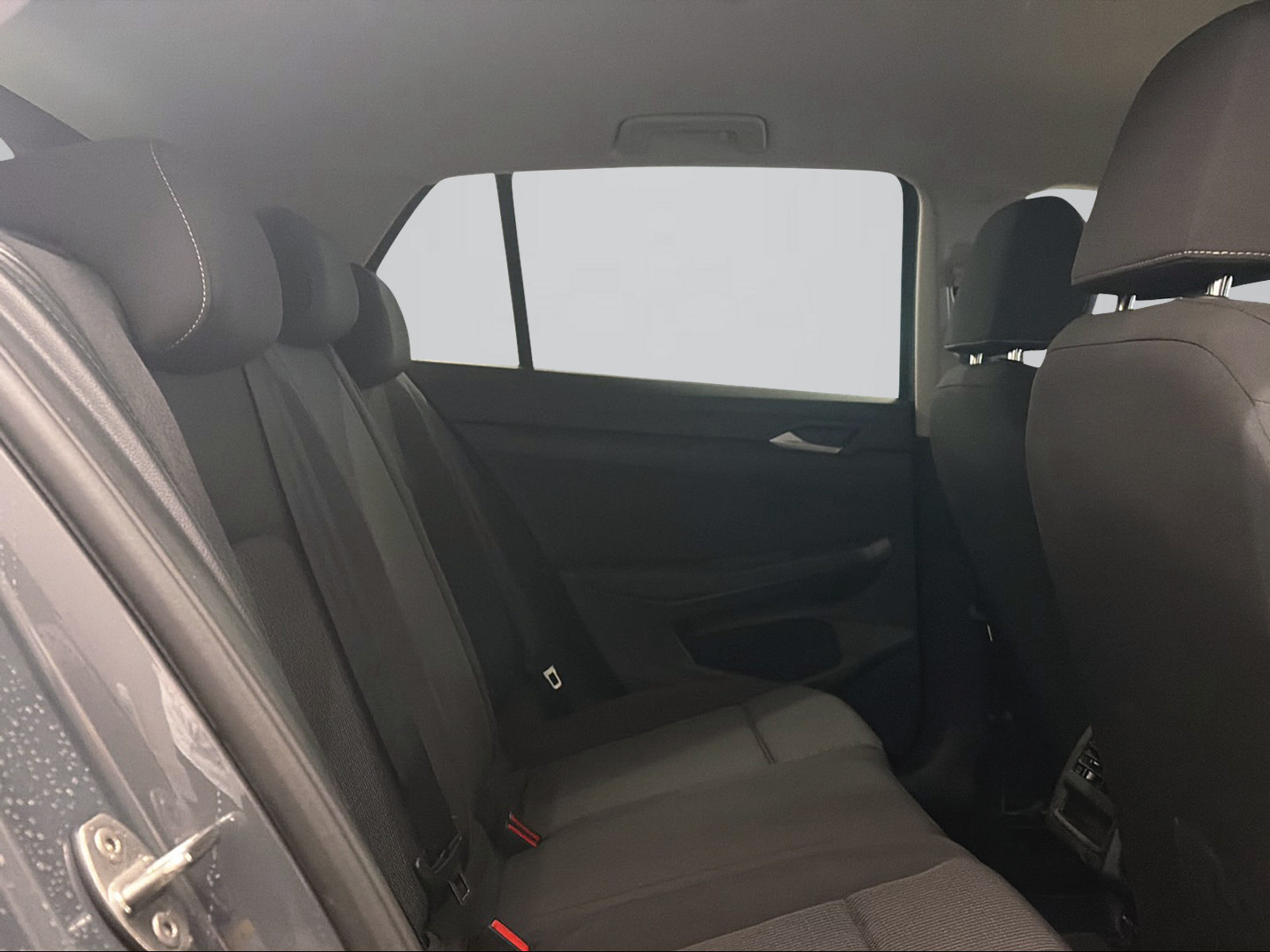 VW Golf 1.5 TSI Basis-image-5