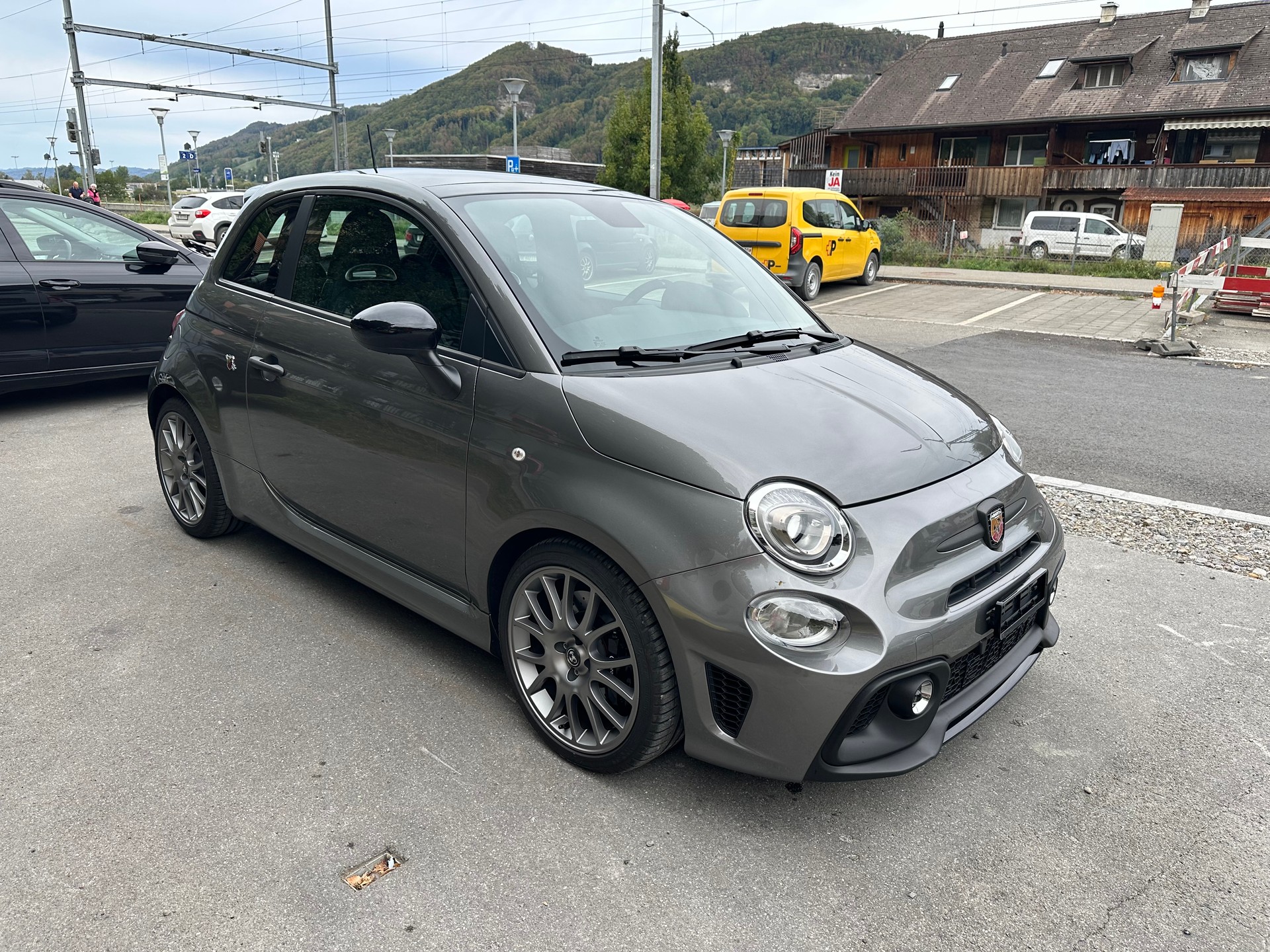 FIAT 695 1.4 16V Turbo Abarth 695 Turismo Dualogic-image-3