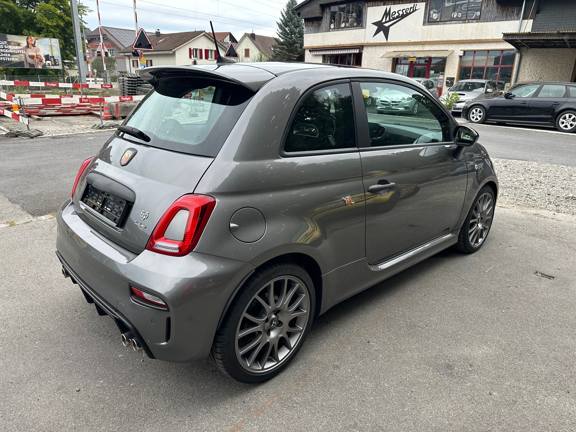 FIAT 695 1.4 16V Turbo Abarth 695 Turismo Dualogic-image-5