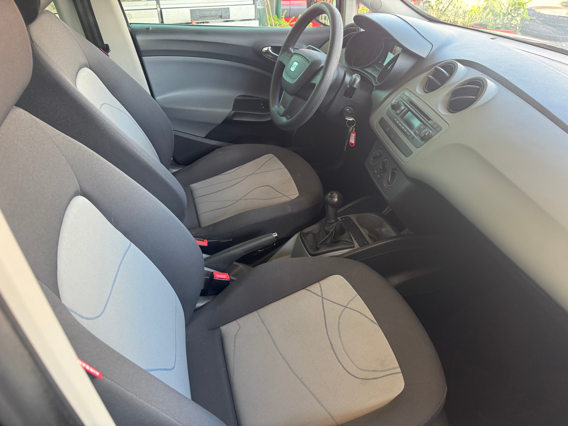 SEAT Ibiza 1.2 TSI Style-image-9