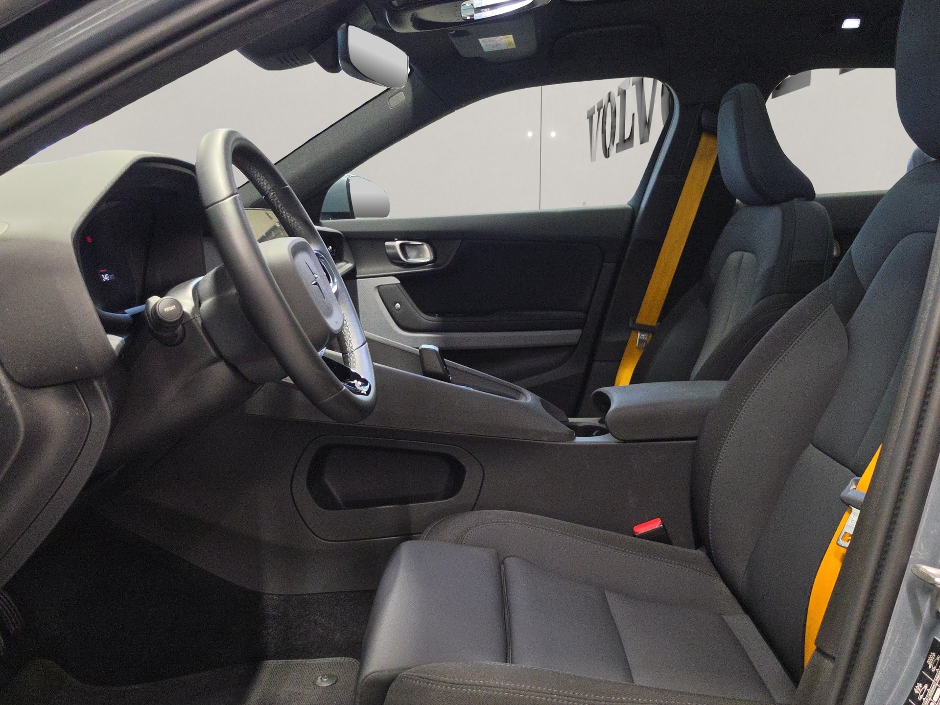 POLESTAR 2 Long Range Dual Motor Performance-image-7