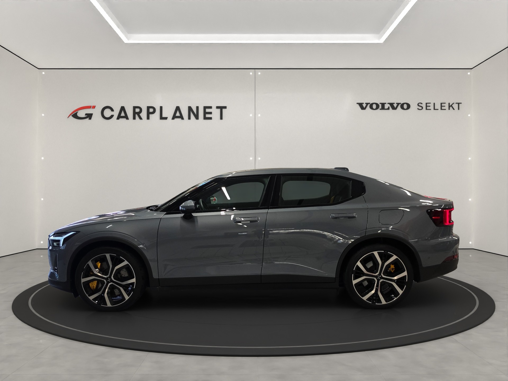 POLESTAR 2 Long Range Dual Motor Performance-image-4