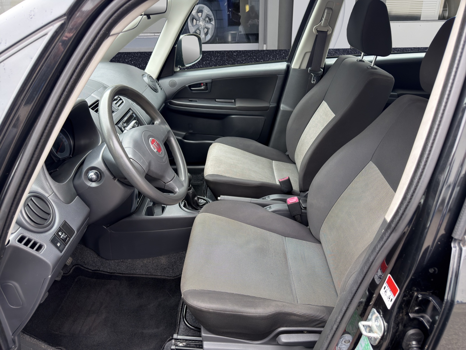 FIAT Sedici 1.6 4WD Emotion-image-9