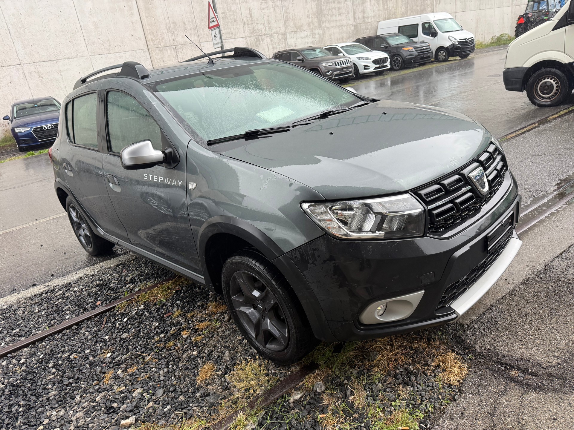 DACIA Sandero Tce 90 Stepway Unlimited Automatic-image-1