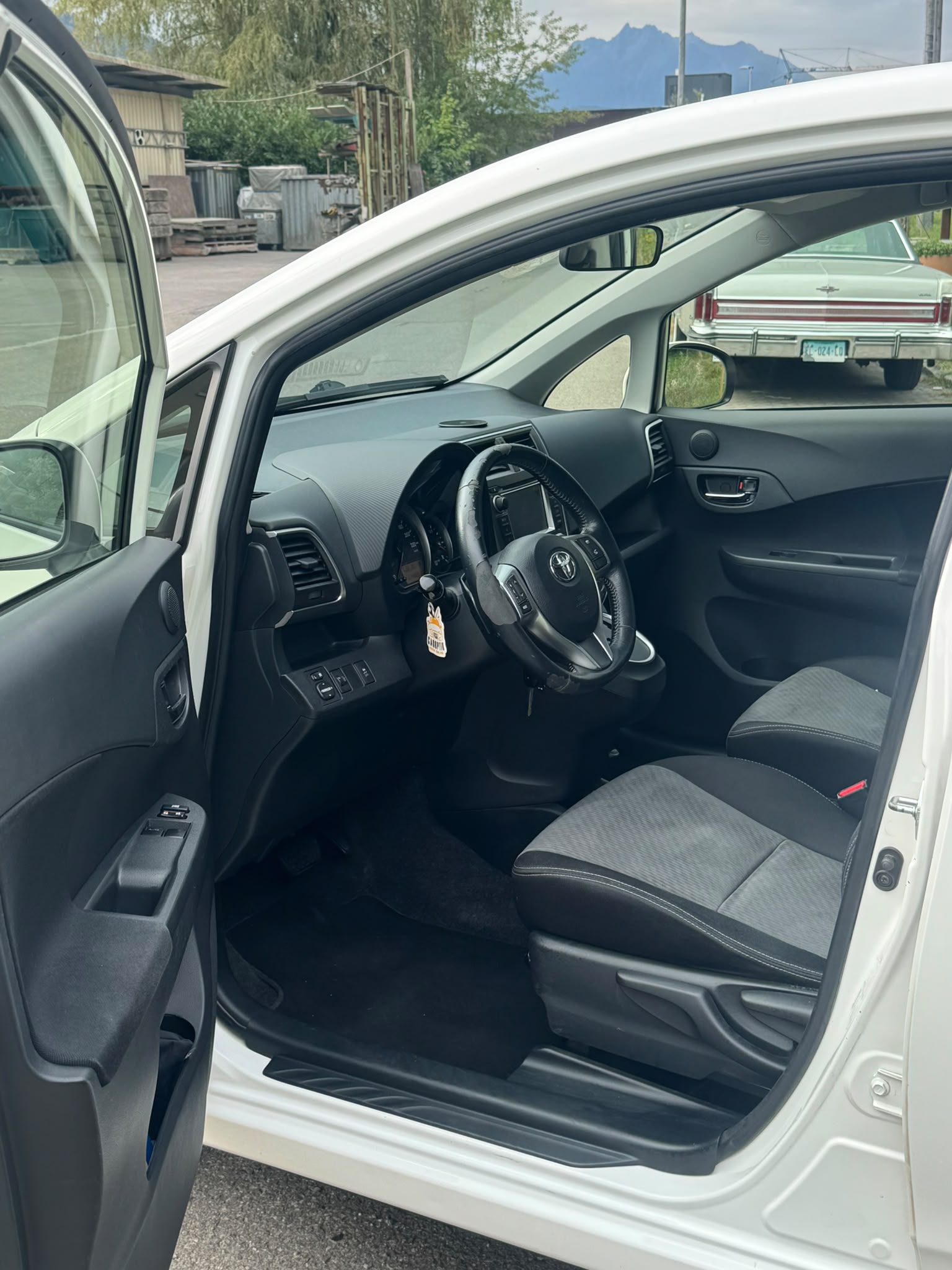 TOYOTA Verso-S 1.33 Linea Luna Multidrive S-image-6