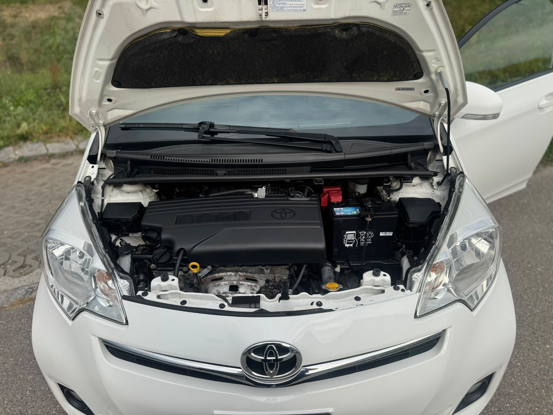 TOYOTA Verso-S 1.33 Linea Luna Multidrive S-image-12