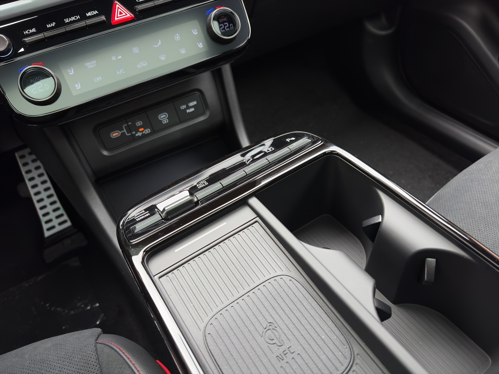 HYUNDAI Tucson 1.6 T-GDi HEV N-Line Sunroof 4WD MY27-image-13