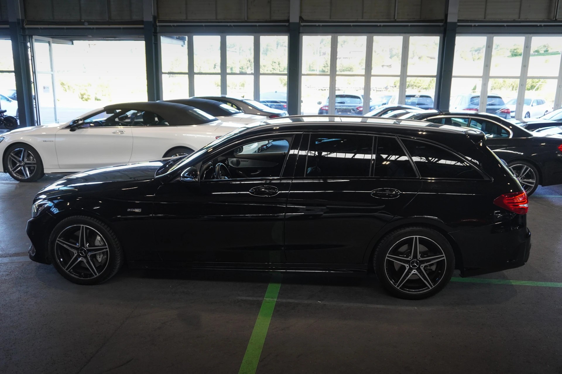 MERCEDES-BENZ C 43 AMG 4Matic 9G-Tronic / 12 Monate Garantie-image-1