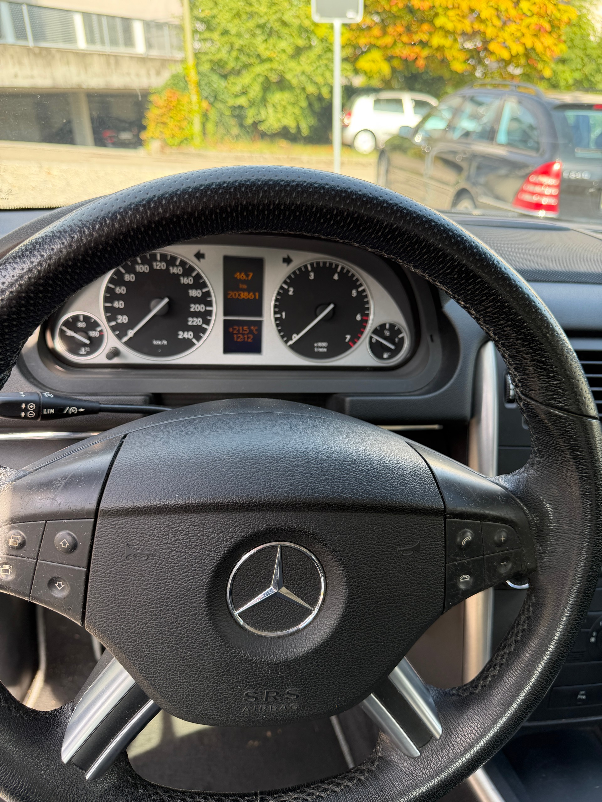 MERCEDES-BENZ B 200-image-6