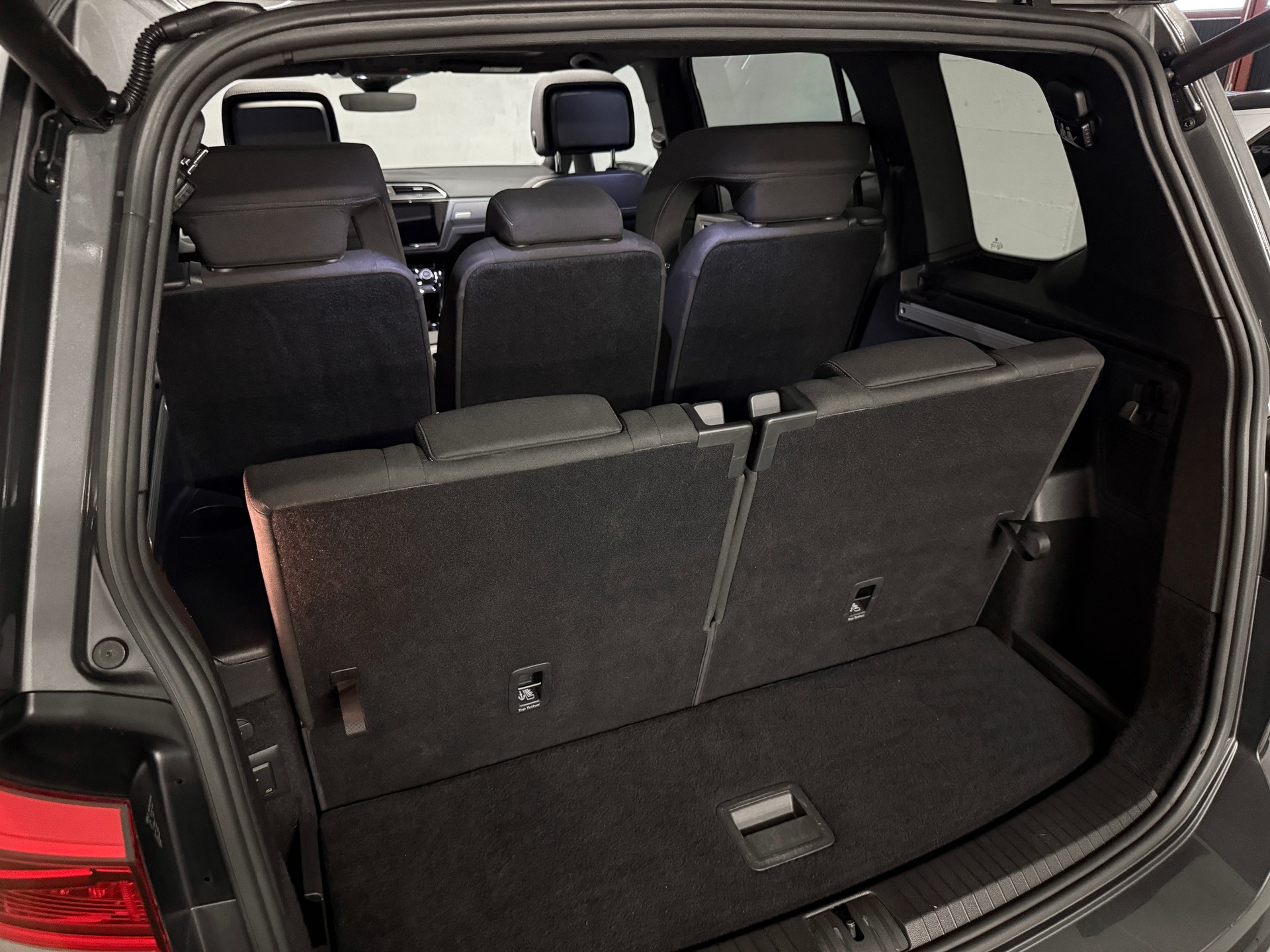 VW Touran 1.5 TSI EVO Highline DSG R-Line *Full options* *7 places*-image-13