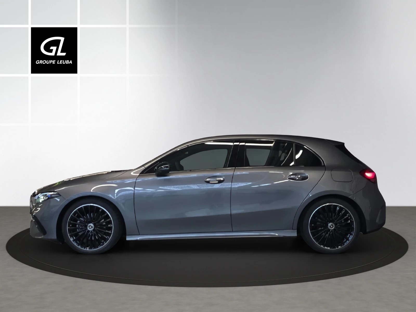 MERCEDES-BENZ A 200 Night Star 7G-DCT-image-2