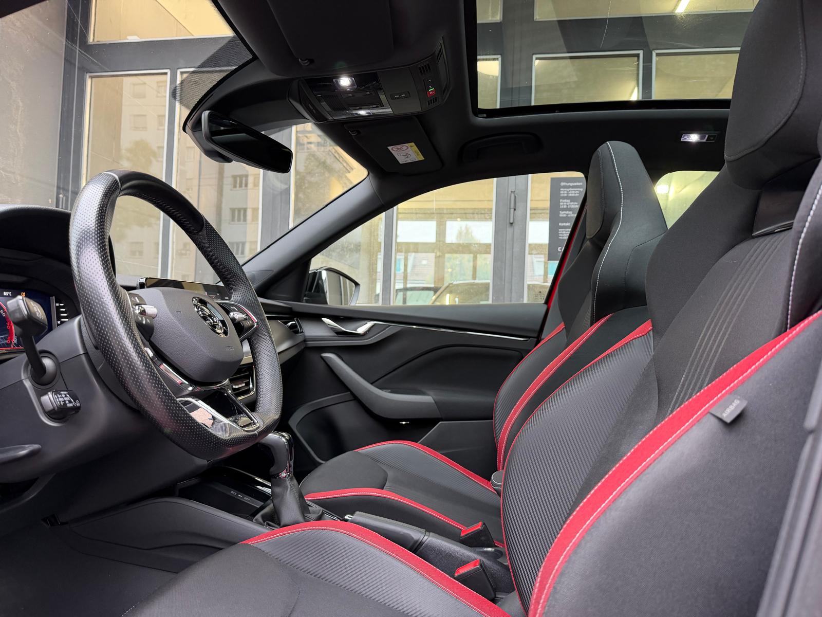 SKODA Kamiq 1.5 TSI Monte Carlo DSG-image-7