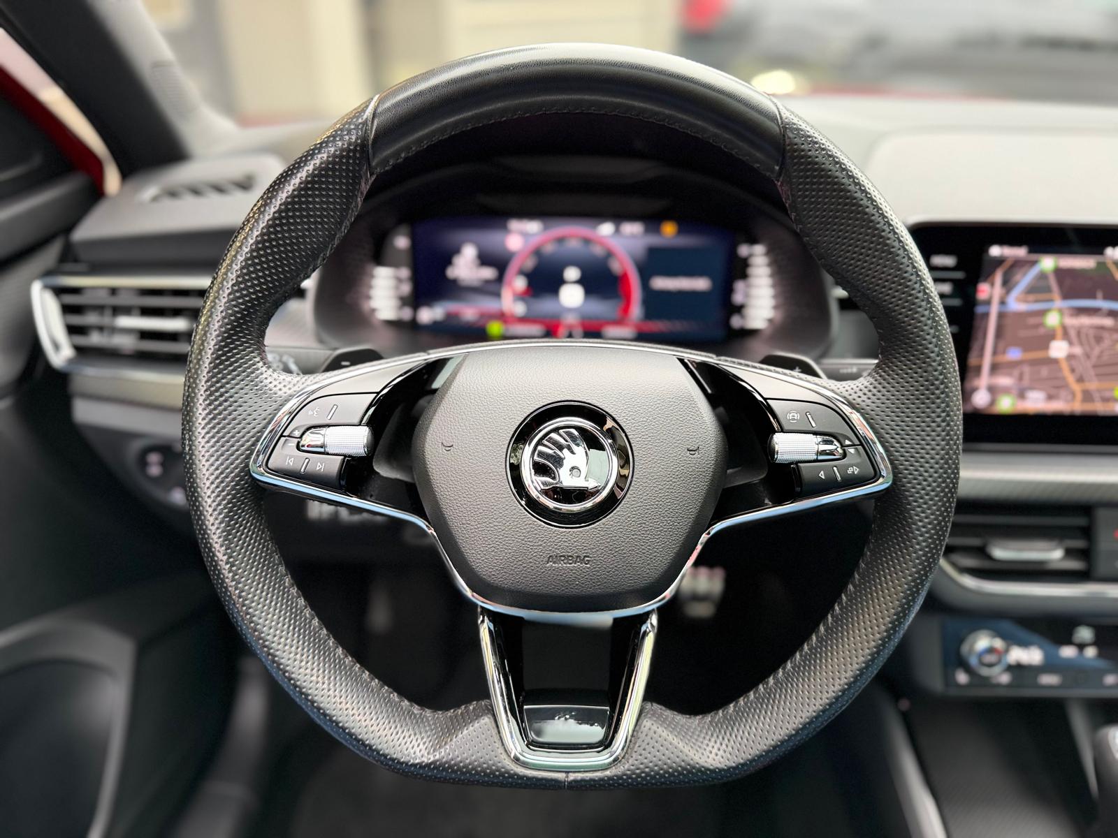 SKODA Kamiq 1.5 TSI Monte Carlo DSG-image-9