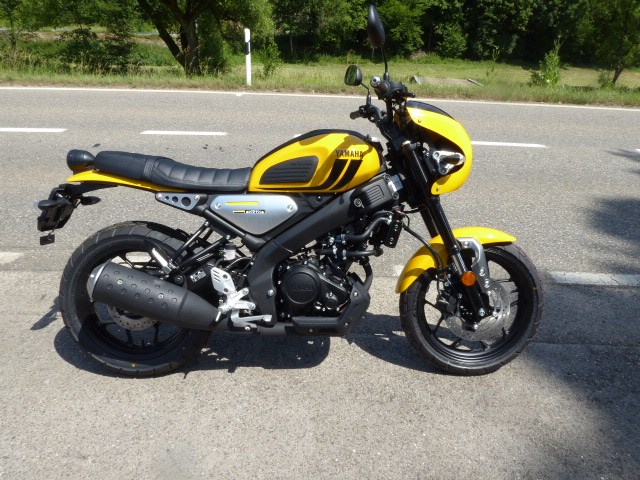 YAMAHA XSR 125