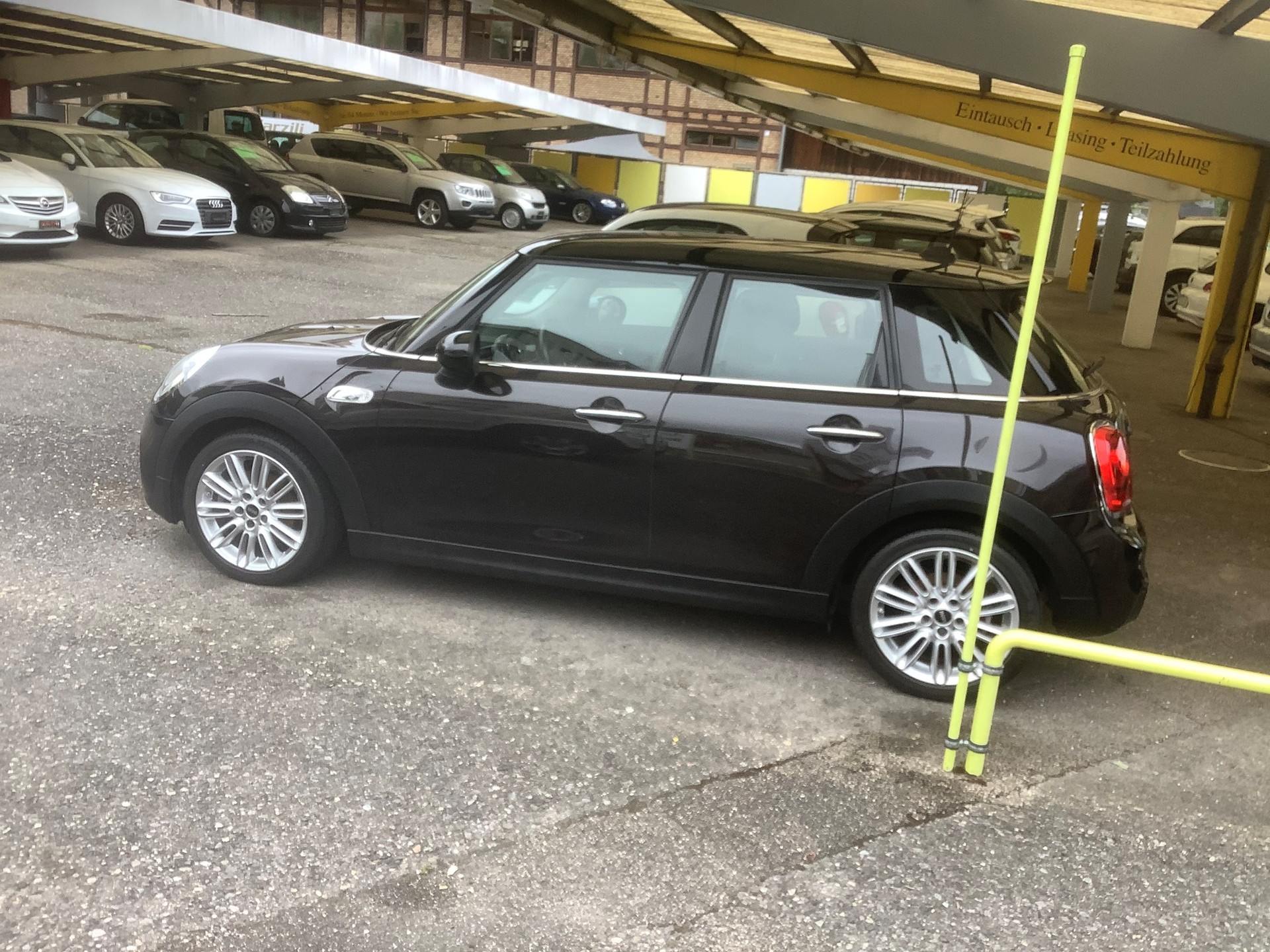 MINI Cooper S-image-1