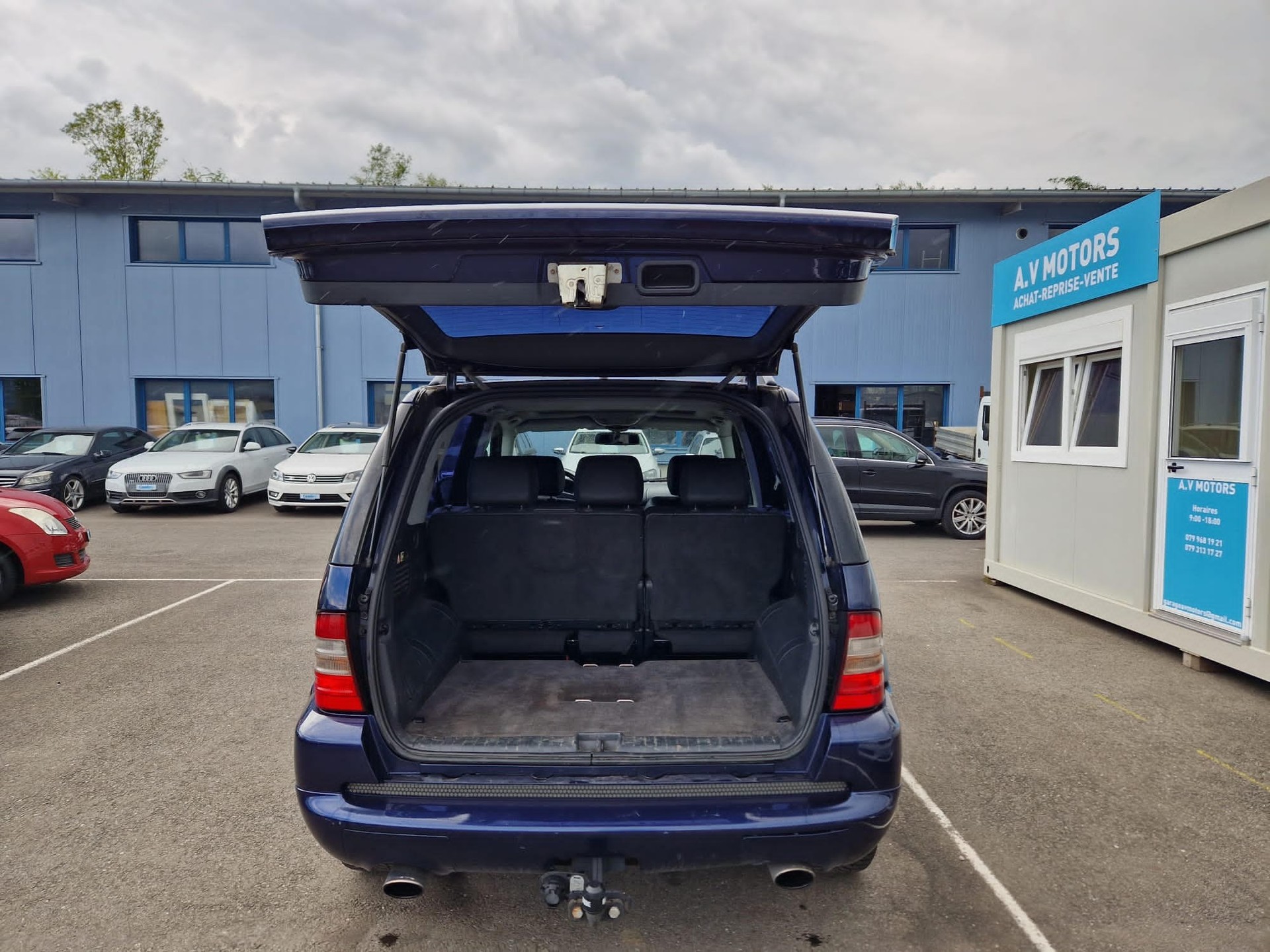 MERCEDES-BENZ ML 55 AMG Automatic-image-6