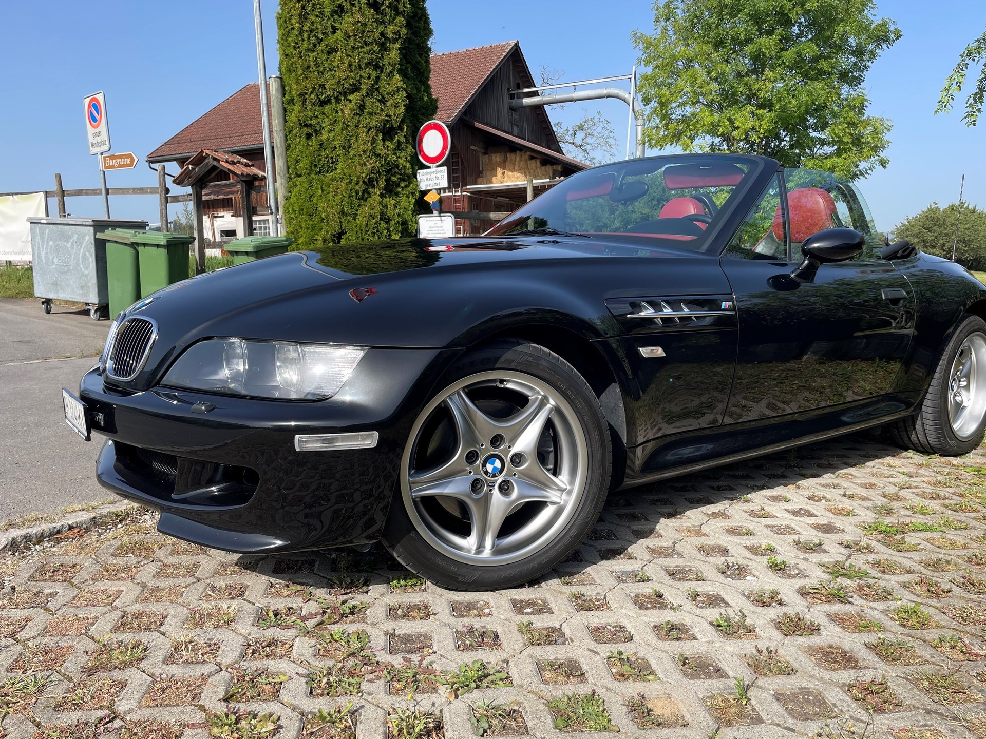 BMW M Roadster-image-0