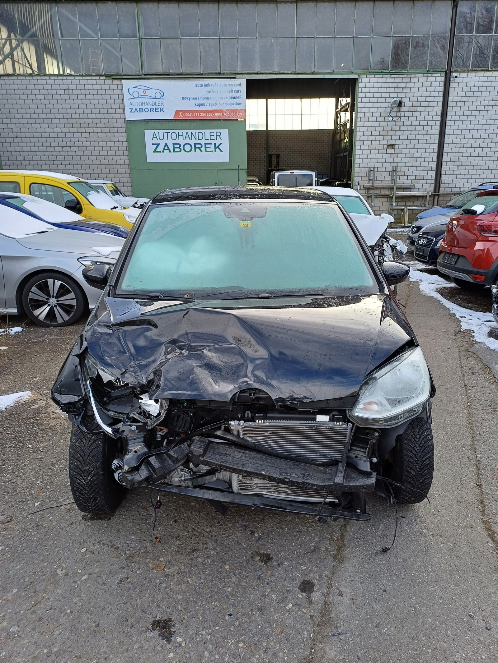 VW e-Up-image-0