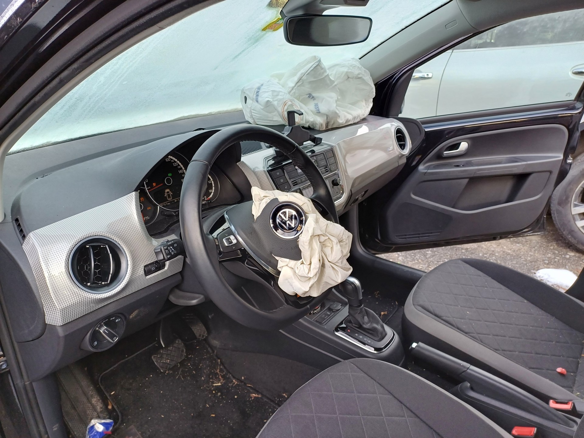 VW e-Up-image-9