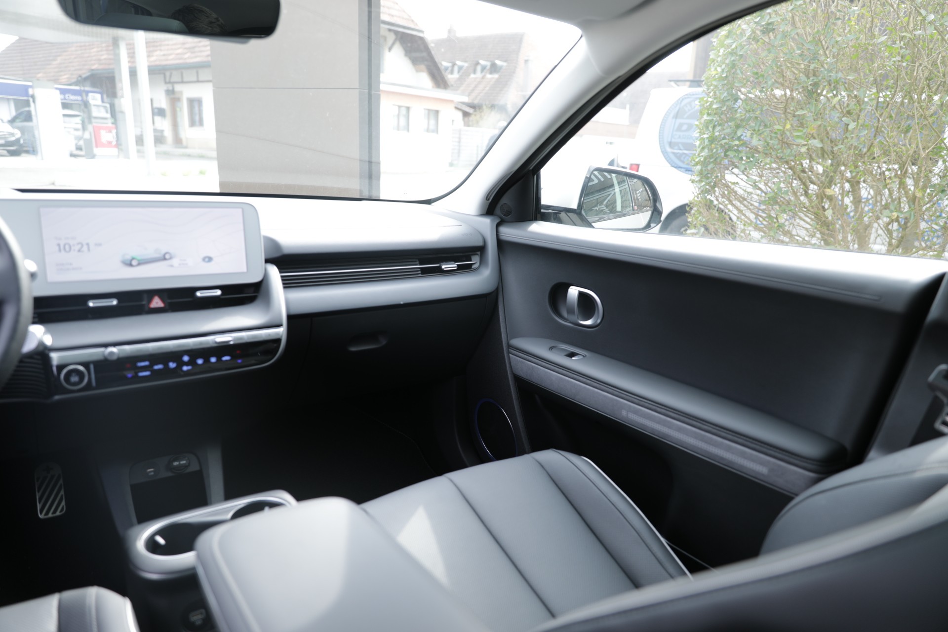 HYUNDAI Ioniq 5 77kWh Vertex 4WD-image-9