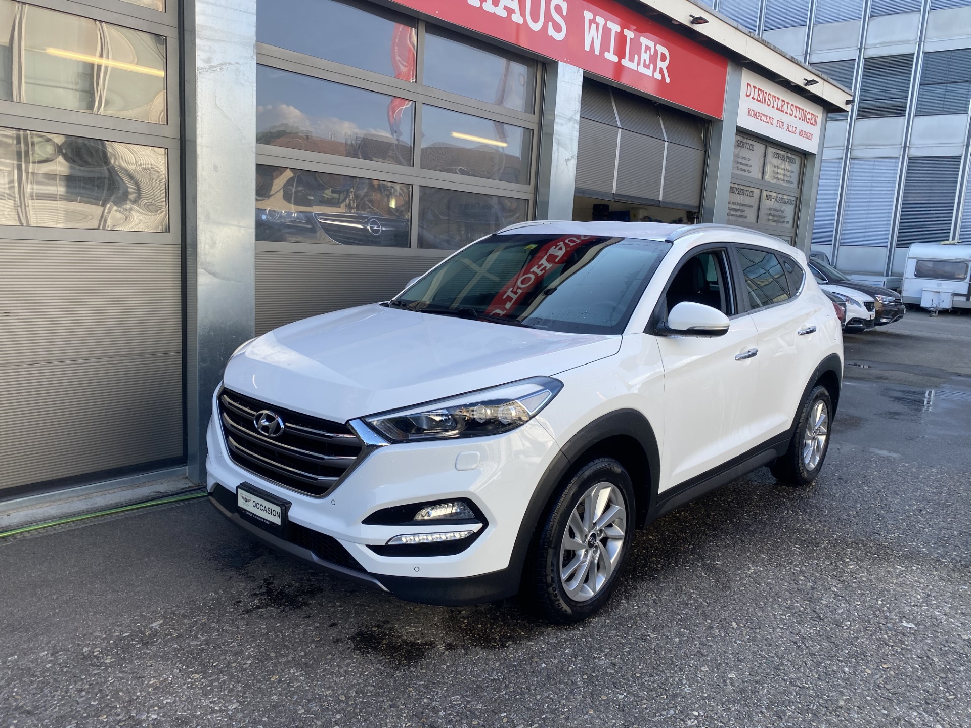 HYUNDAI Tucson 2.0 CRDI Plena 4WD Automatic-image-0