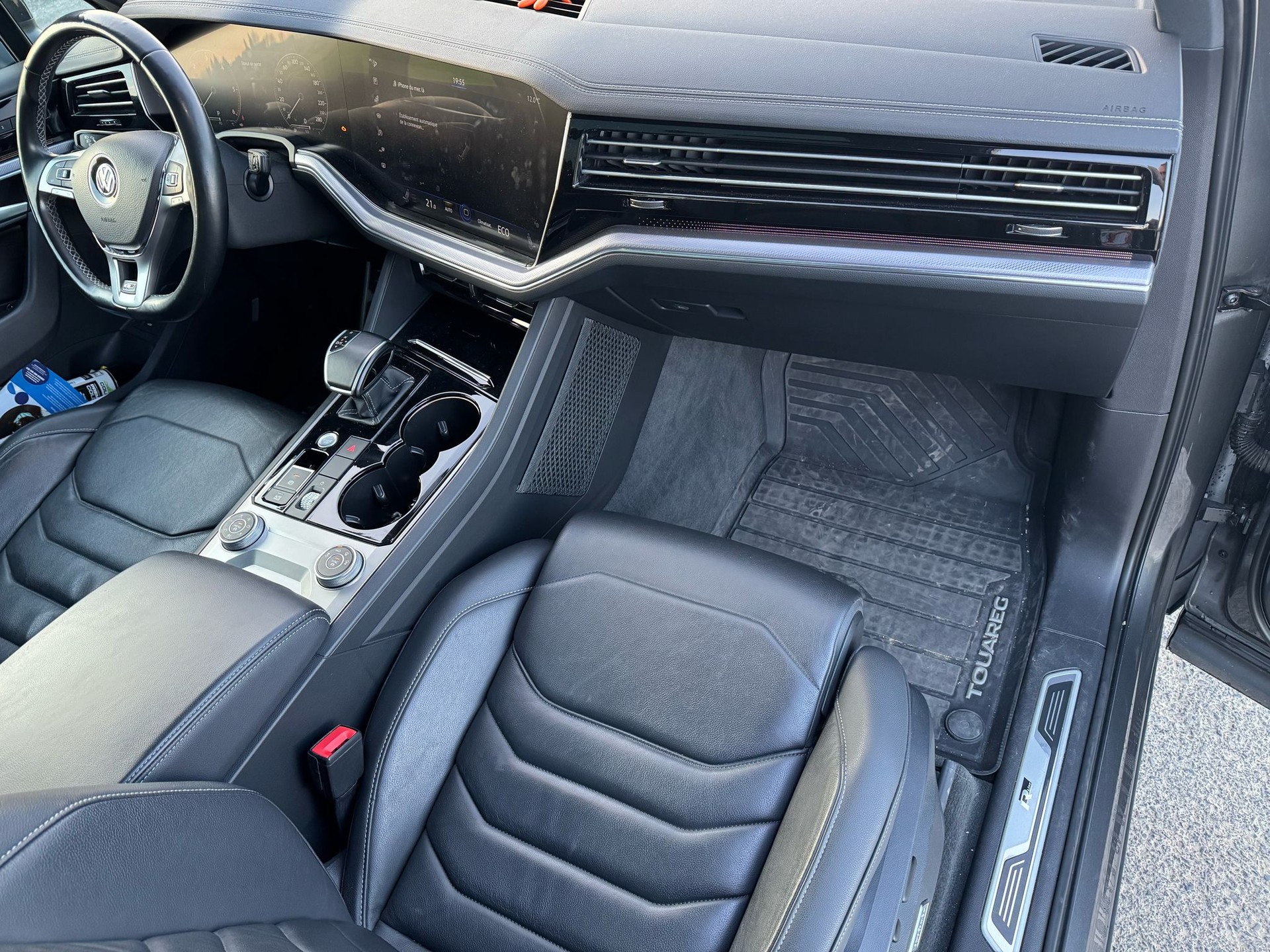VW Touareg 3.0 TDI R Line Tiptronic-image-8