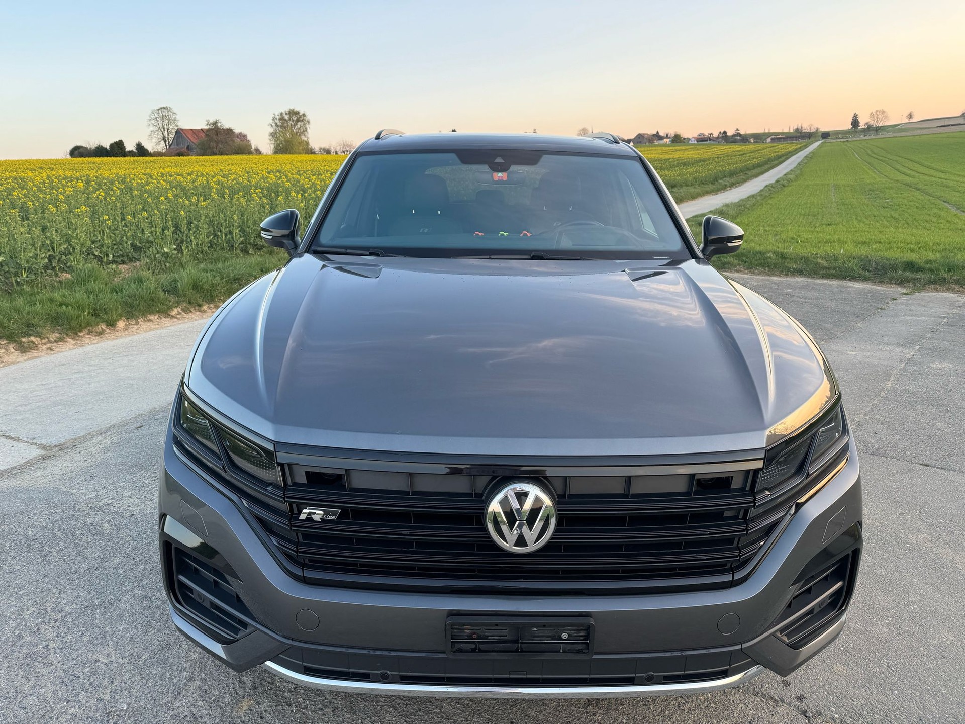 VW Touareg 3.0 TDI R Line Tiptronic-image-10