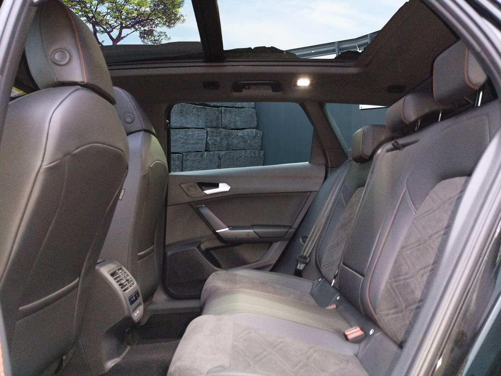 SEAT Leon ST 1.5 eTSI mHEV DSG Move FR-image-7