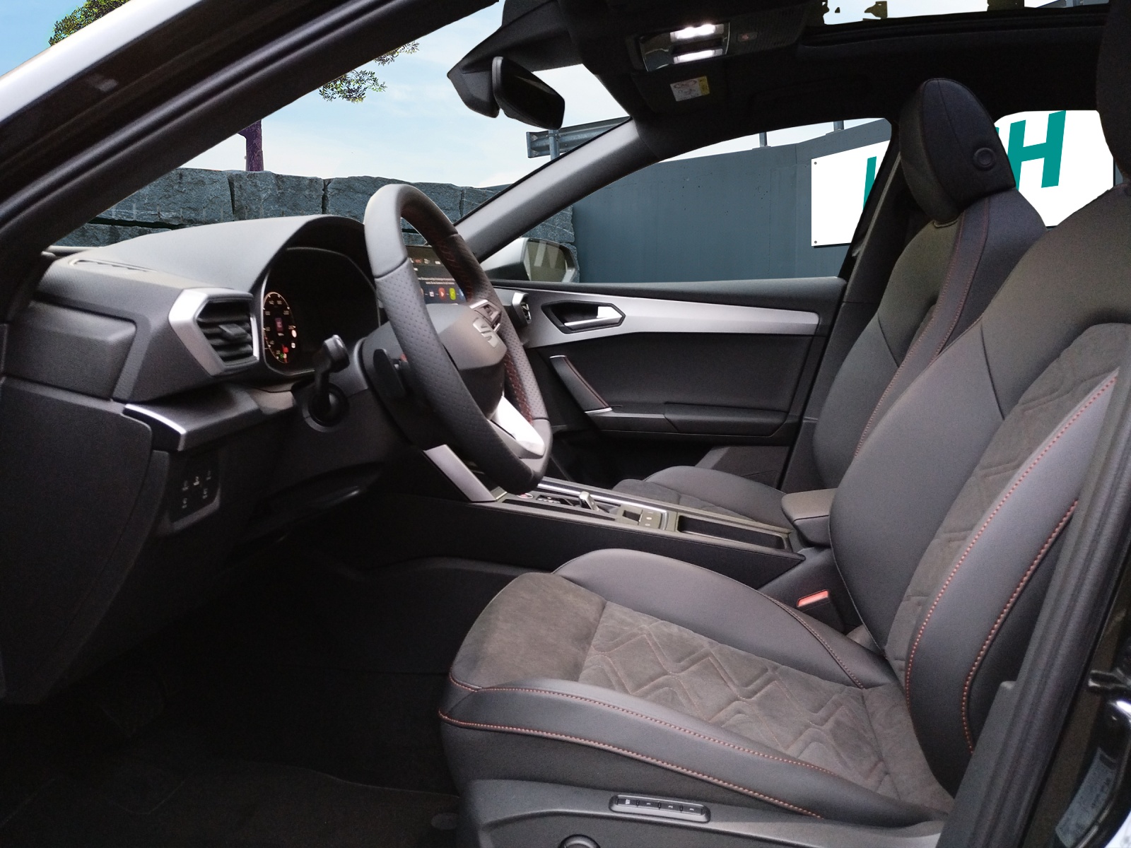 SEAT Leon ST 1.5 eTSI mHEV DSG Move FR-image-6