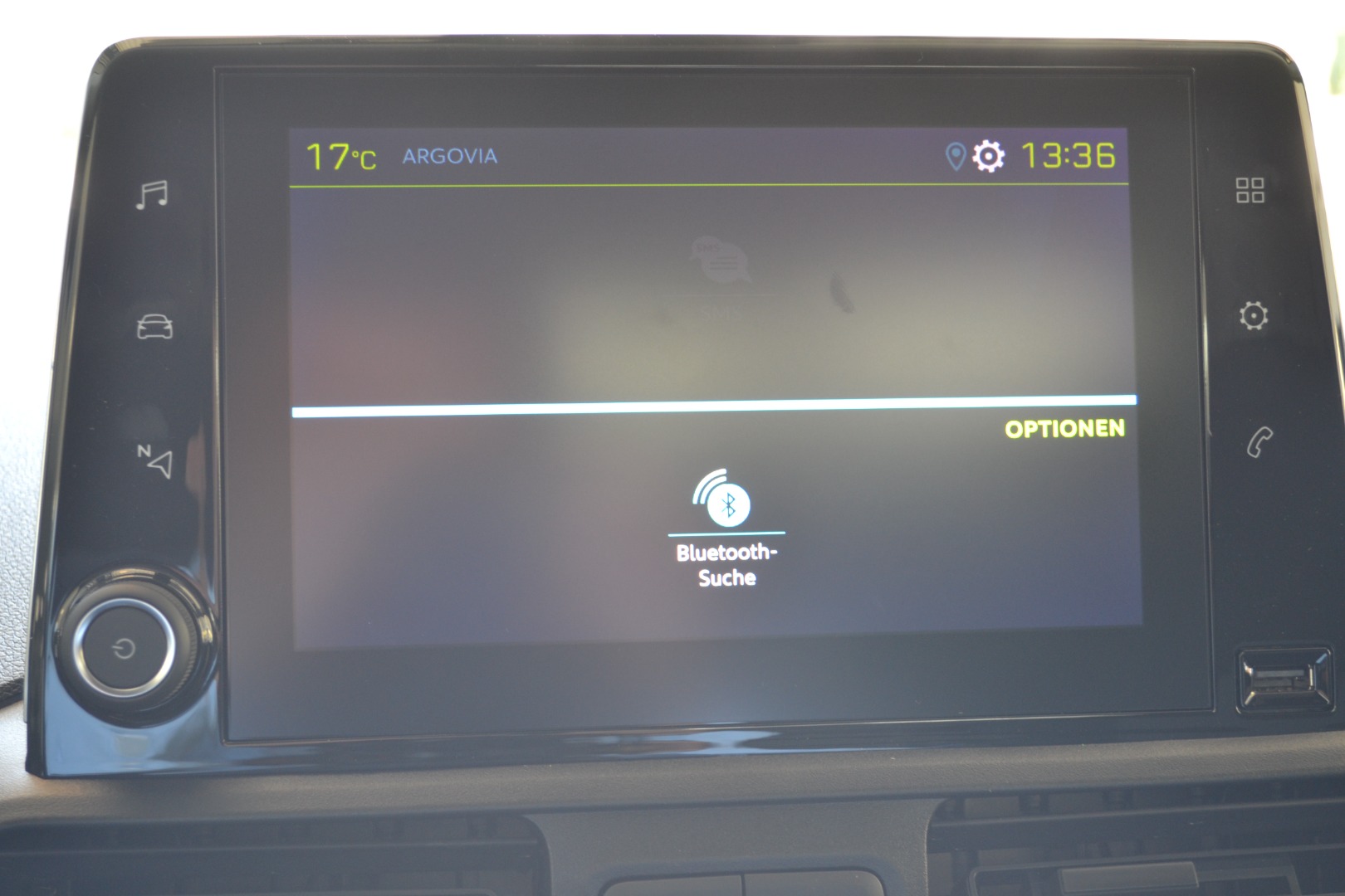 PEUGEOT e-Partner Long 50kWh Premium-image-11