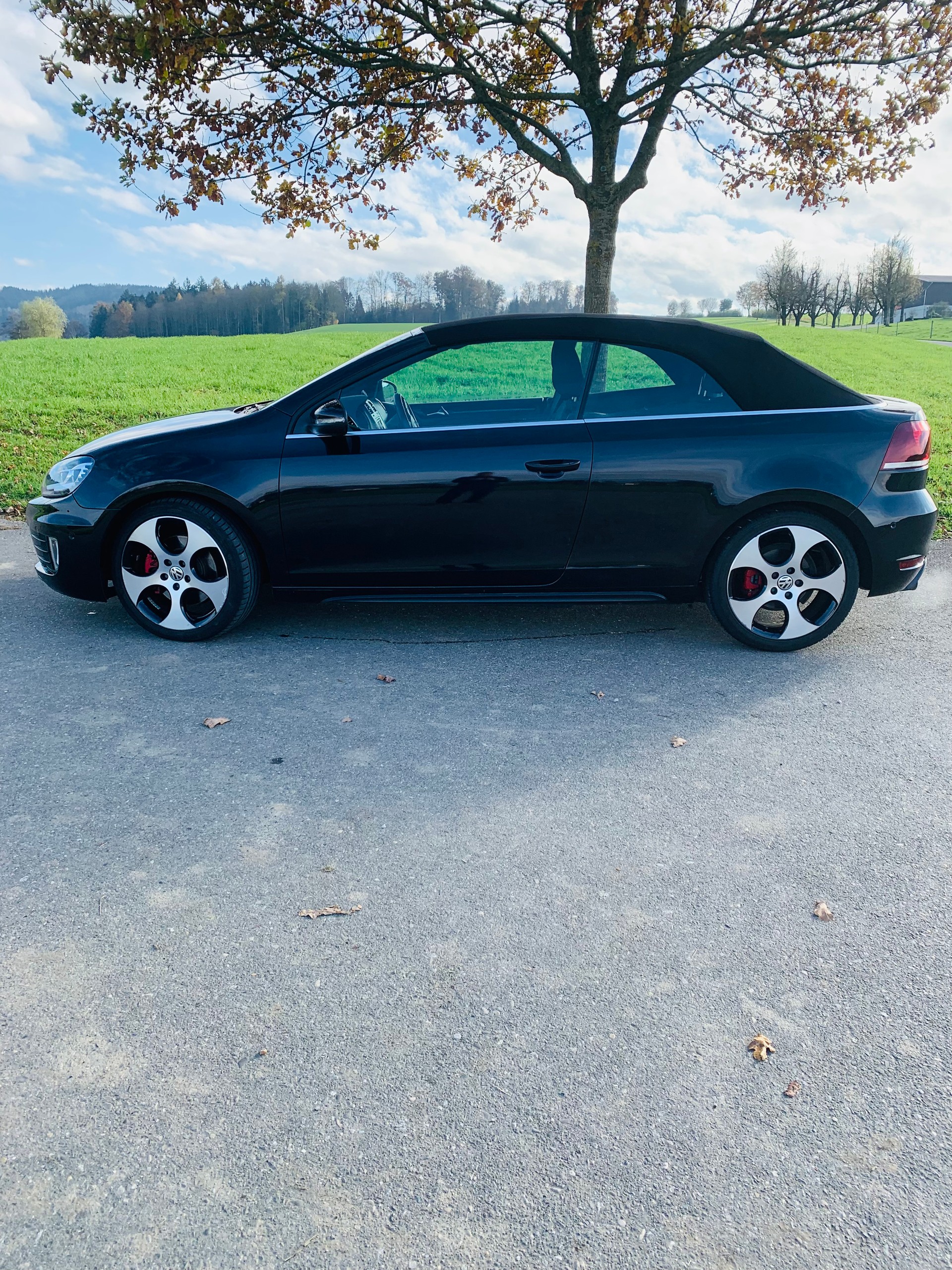 VW Golf Cabrio 2.0 TSI GTI DSG-image-0
