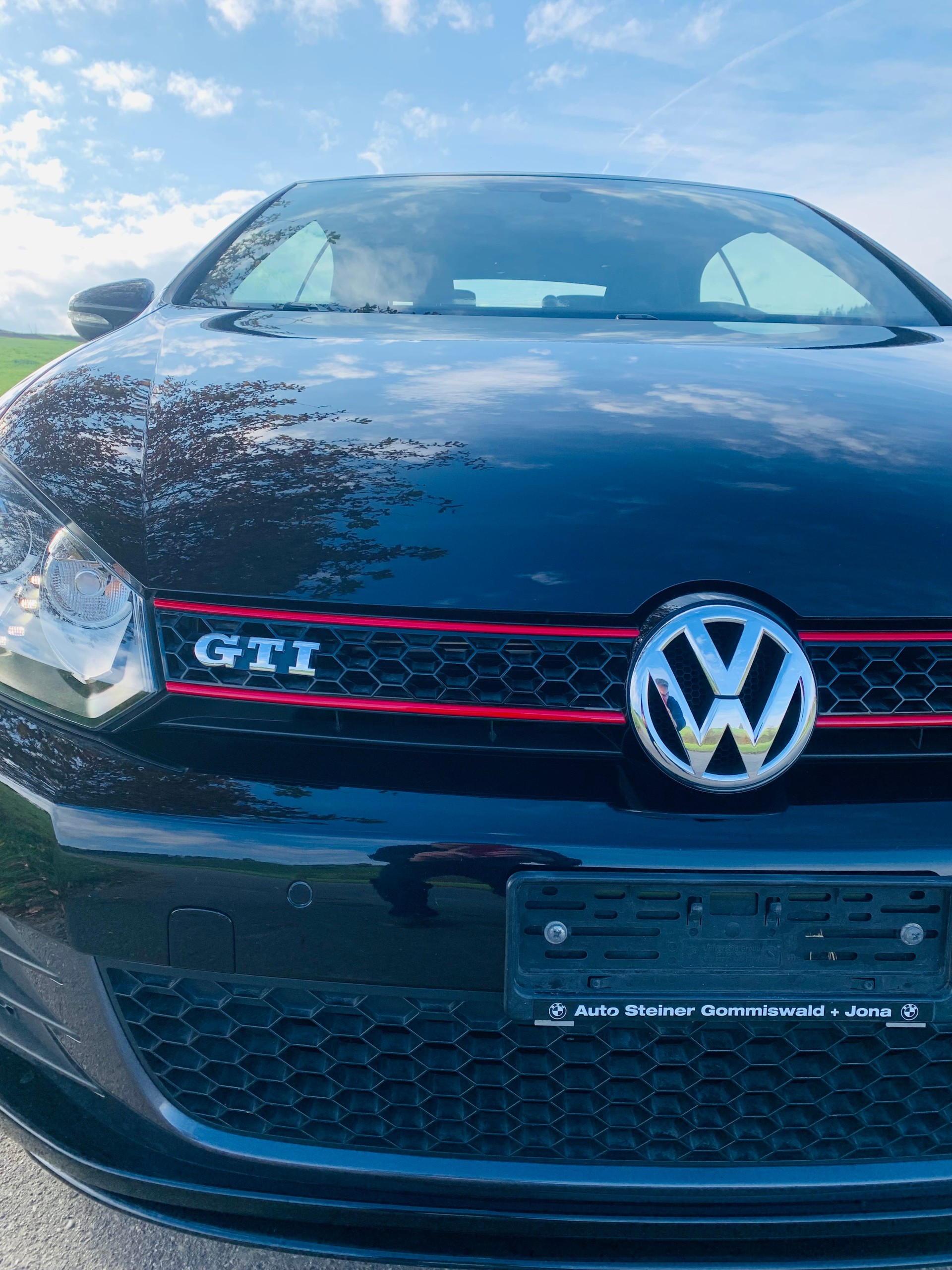 VW Golf Cabrio 2.0 TSI GTI DSG-image-2