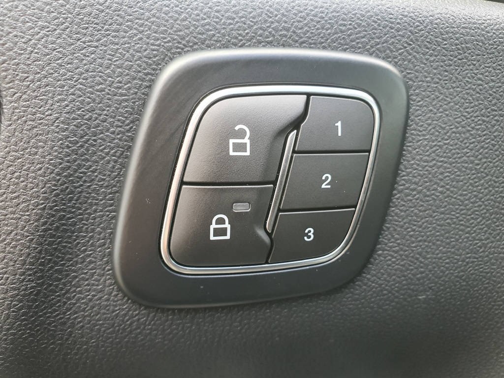 FORD Kuga 2.5 Hybrid ST-Line X 4x4-image-12