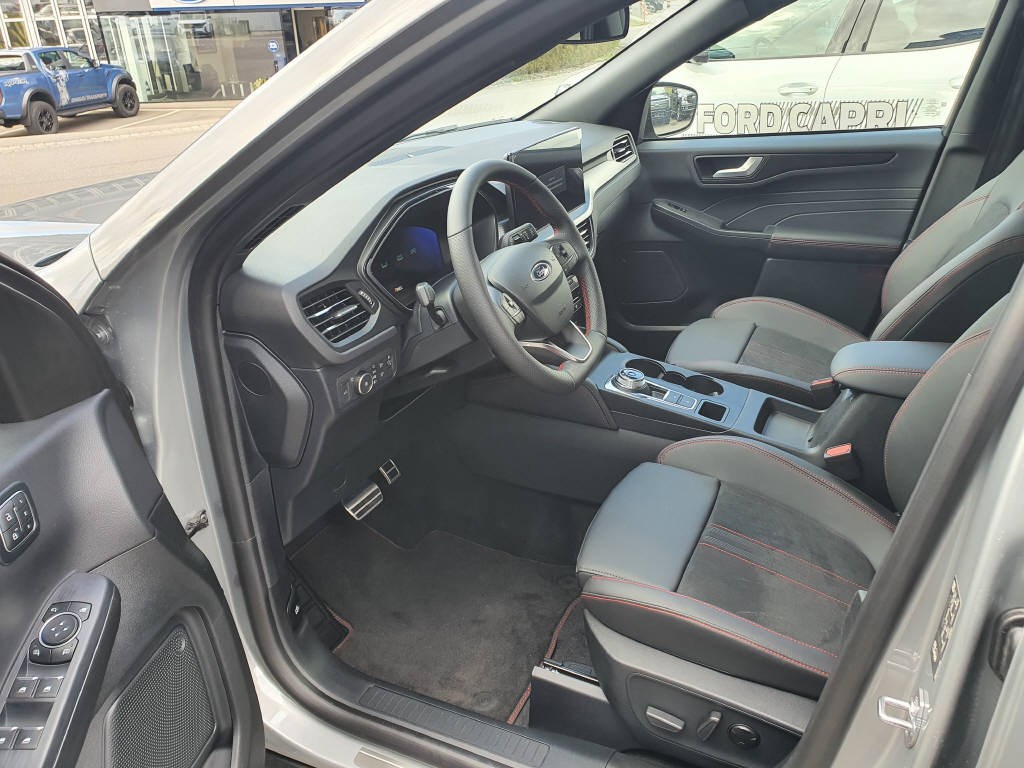 FORD Kuga 2.5 Hybrid ST-Line X 4x4-image-6