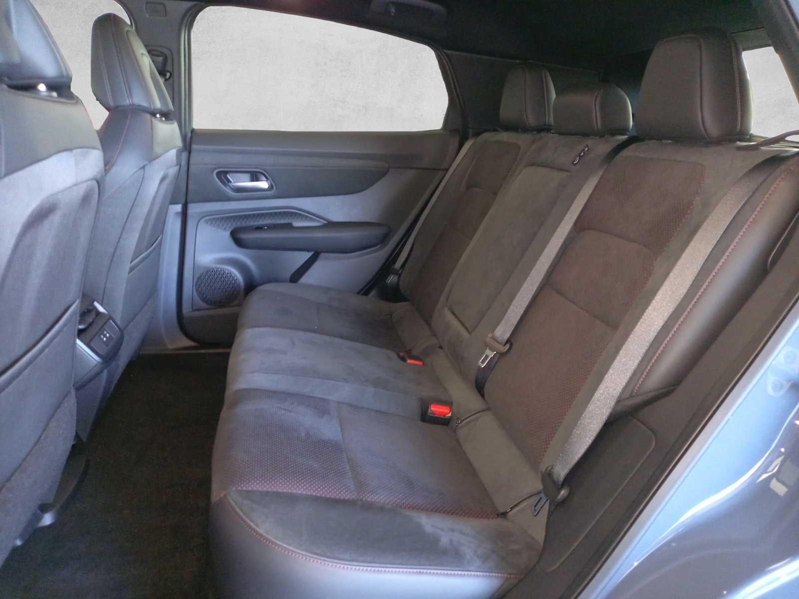 NISSAN Ariya Nismo e-4orce 87kWh-image-13