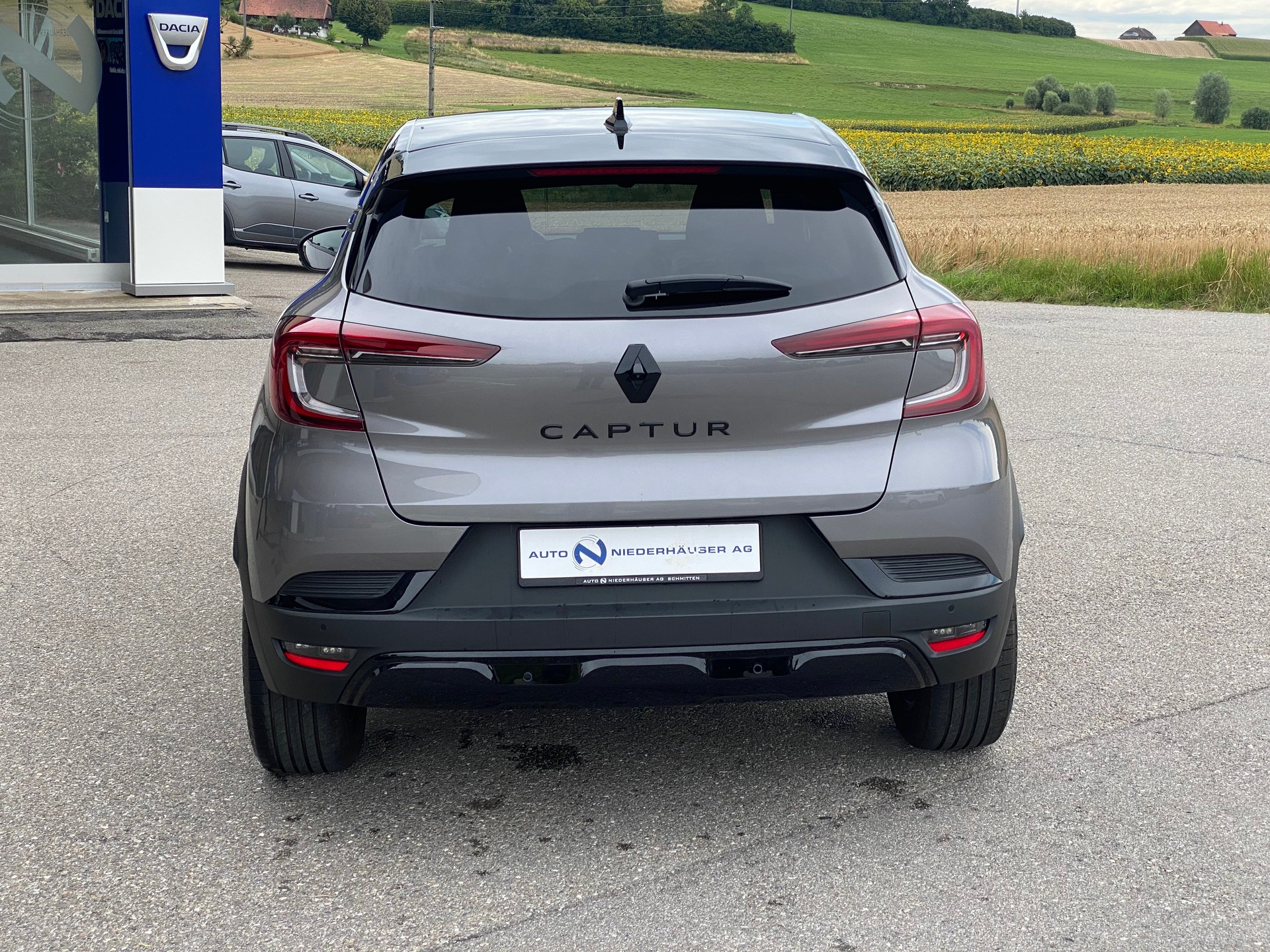 RENAULT Captur 1.3 TCe EDC Rive Gauche-image-4